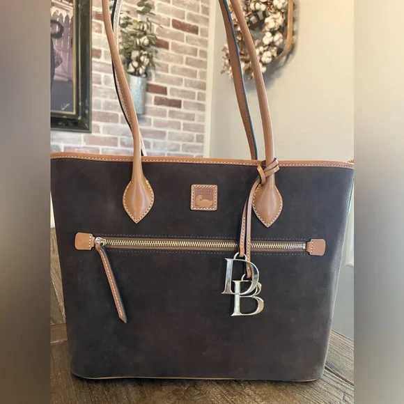 NEW Dooney and Bourke Brown Suede Tote/Handbag - Picture 3 of 11